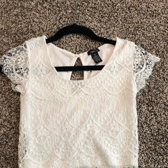 Crop top - Picture 1 of 1